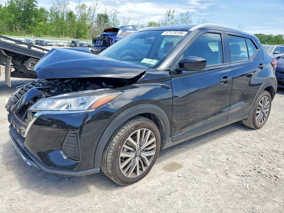 2024 Nissan Kicks sv