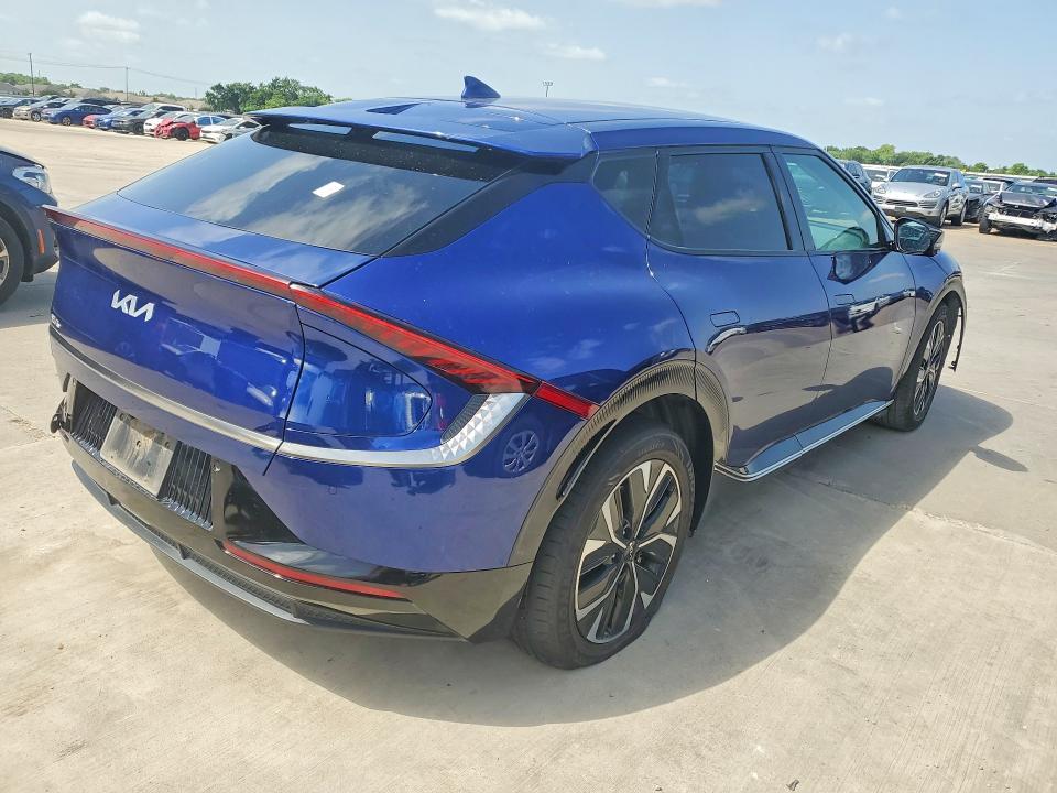 2024 KIA EV6 Wind