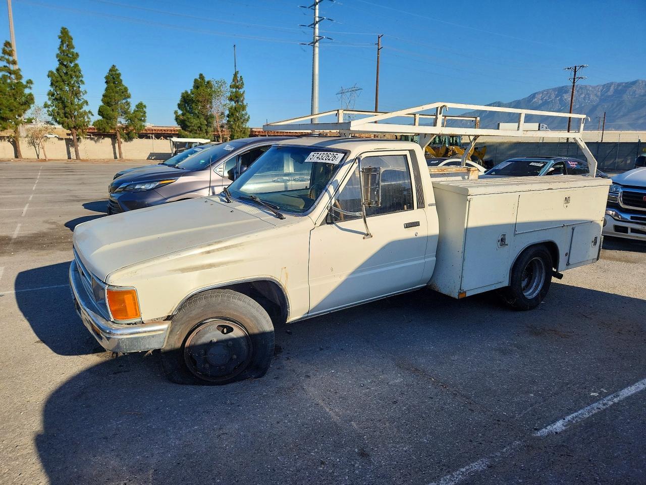 1987 Toyota Pickup Cab Chassis RN55