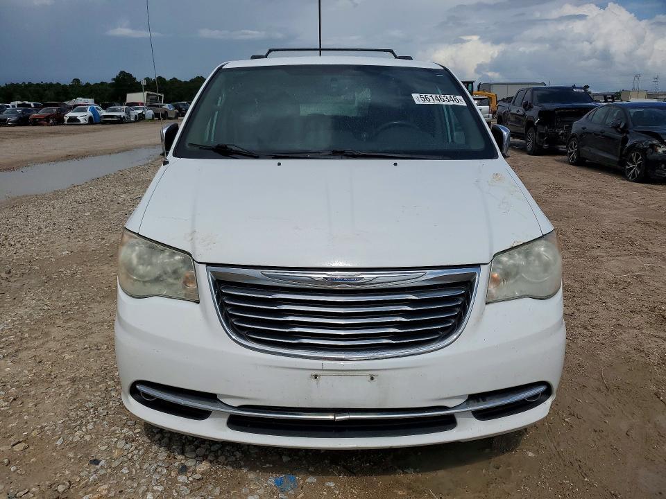 2014 Chrysler Town & Country Touring l