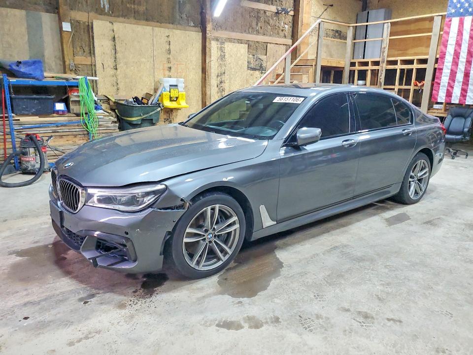2016 BMW 750 xi