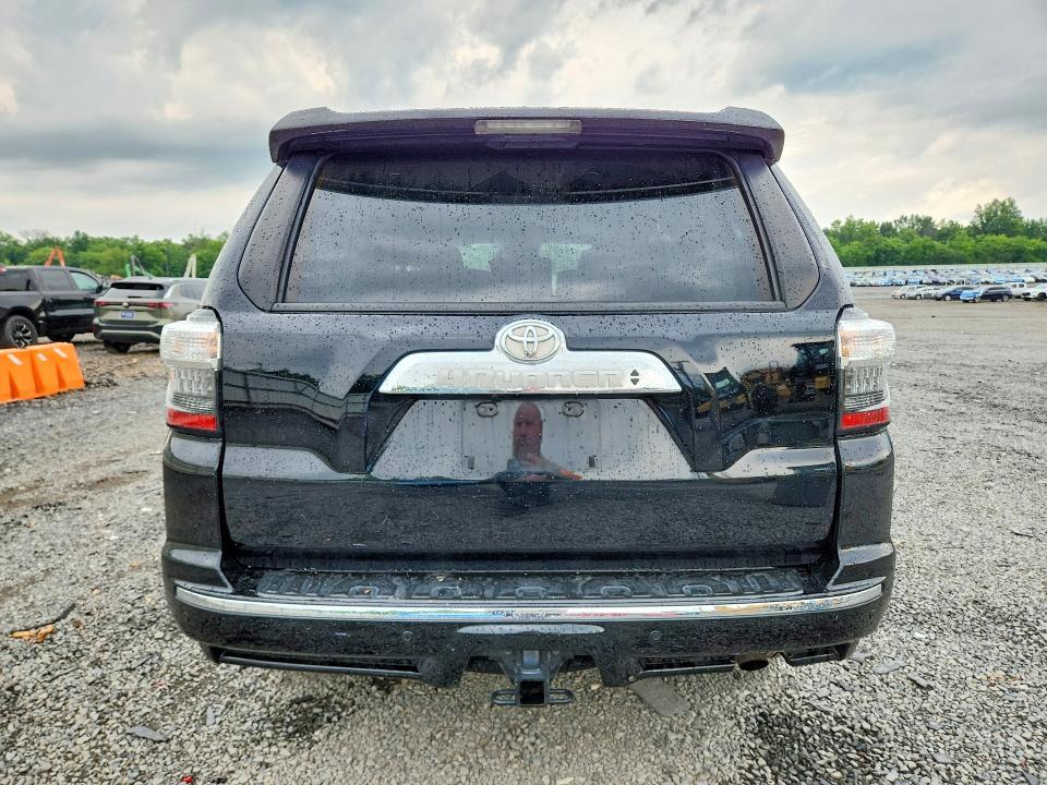 2024 Toyota 4runner Limited