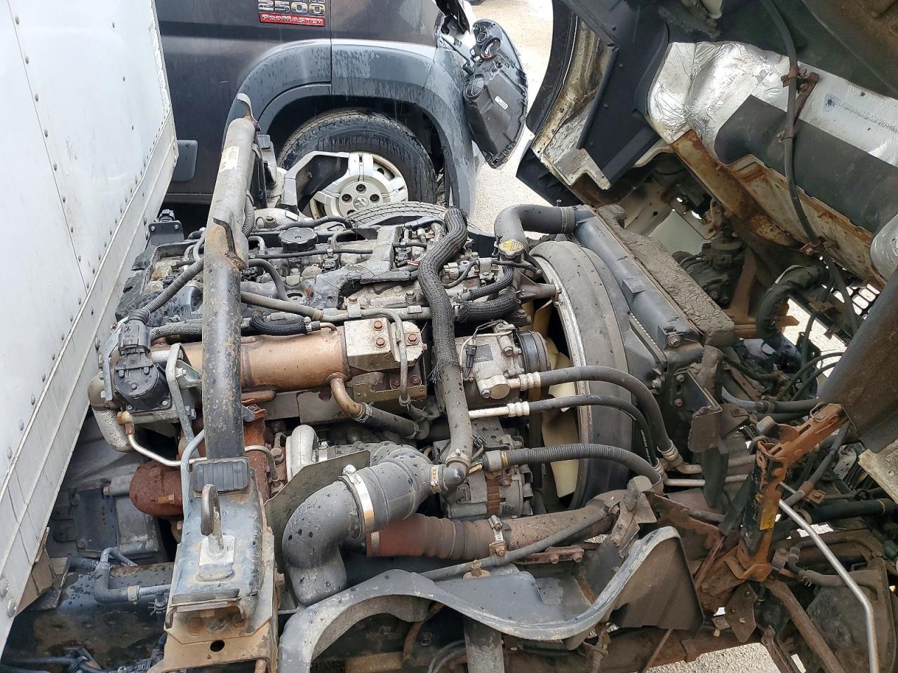 2008 Mitsubishi Fuso FE83D BOX Truck
