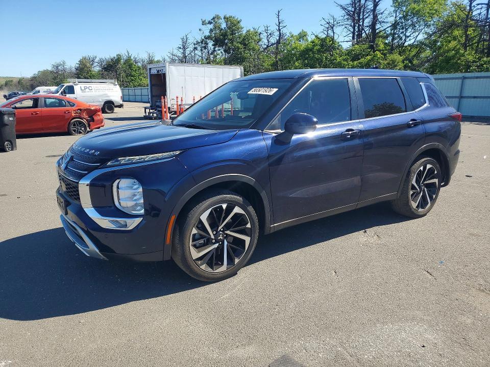 2022 Mitsubishi Outlander se