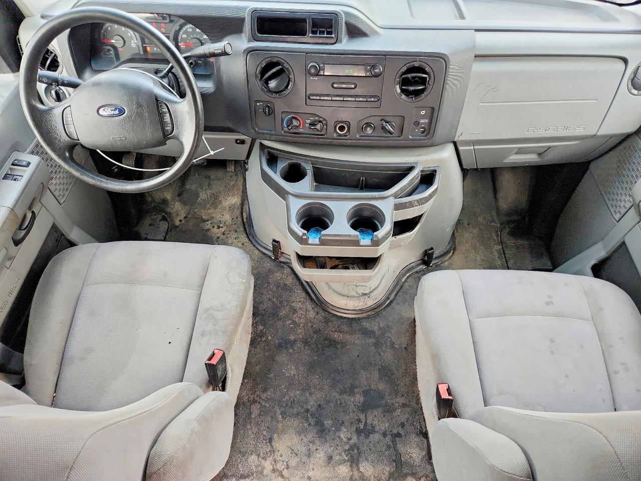 2014 Ford E250
