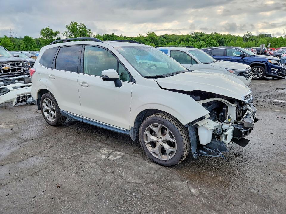 2017 Subaru Forester 2.5i Touring