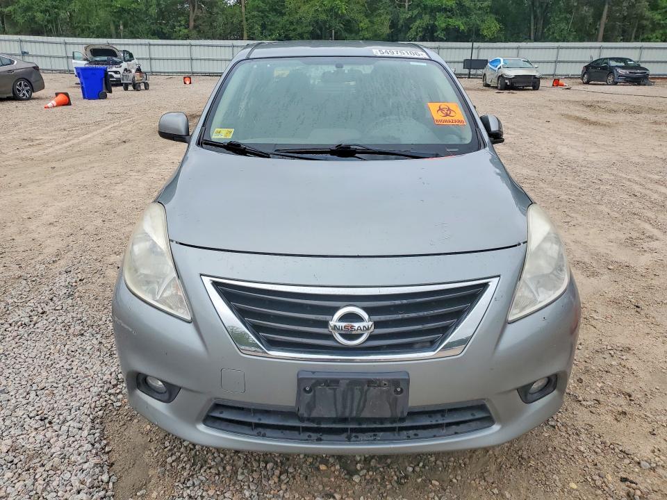 2012 Nissan Versa 1.6 s