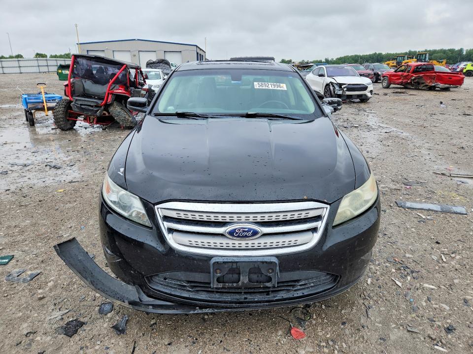 2010 Ford Taurus sel