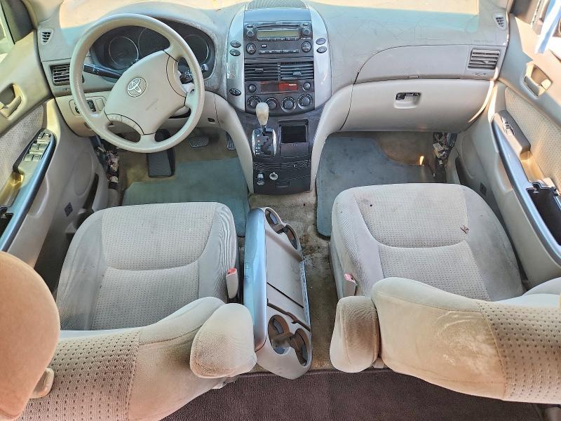 2008 Toyota Sienna le 7-passenger