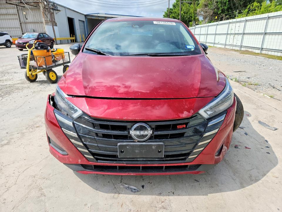 2024 Nissan Versa sr