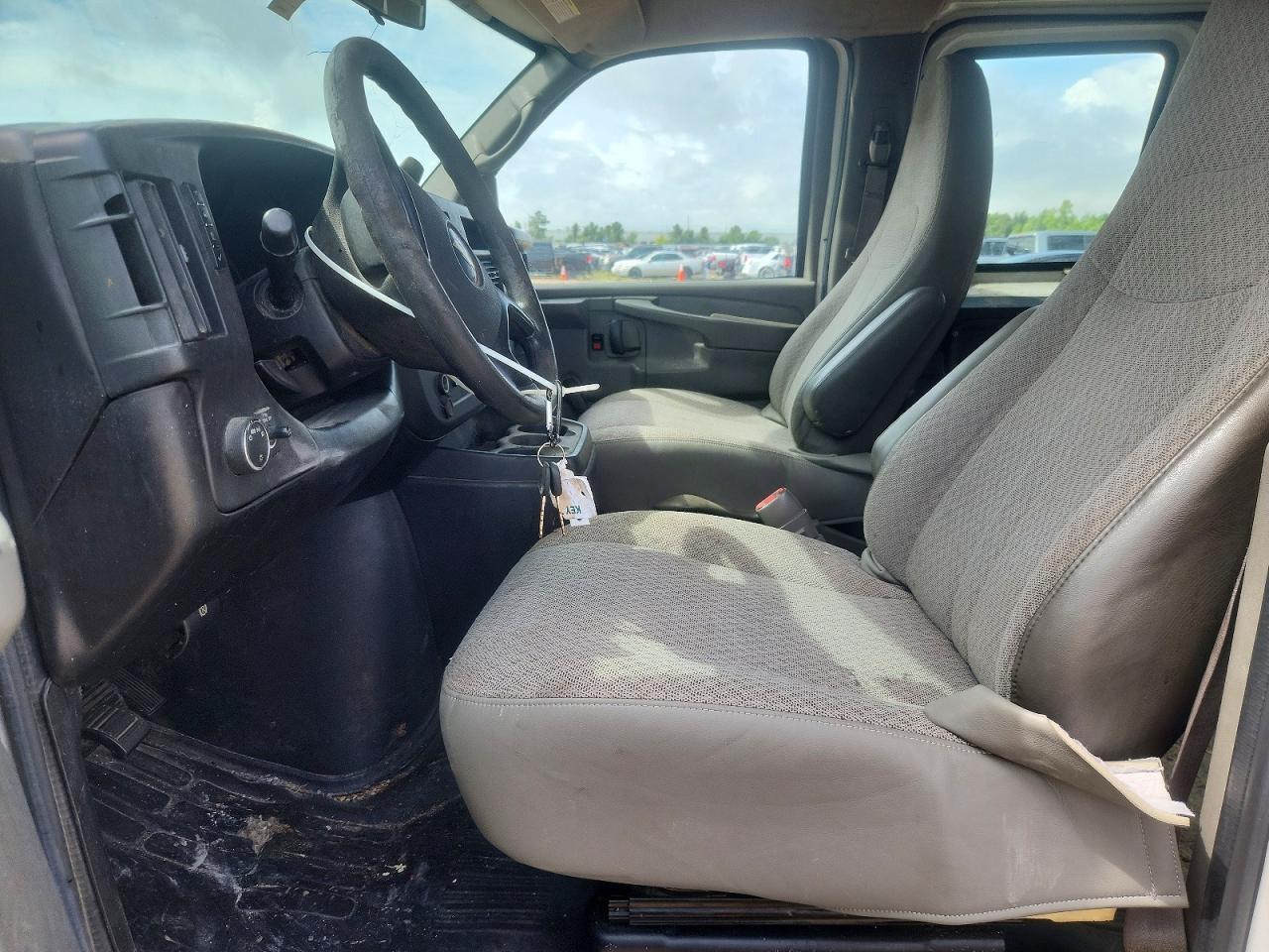 2013 Chevrolet Express 2500 Cargo Delivery Van