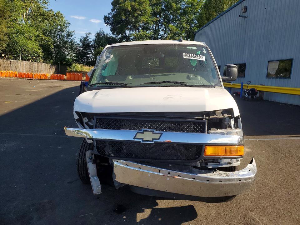 2025 Chevrolet Express G3500