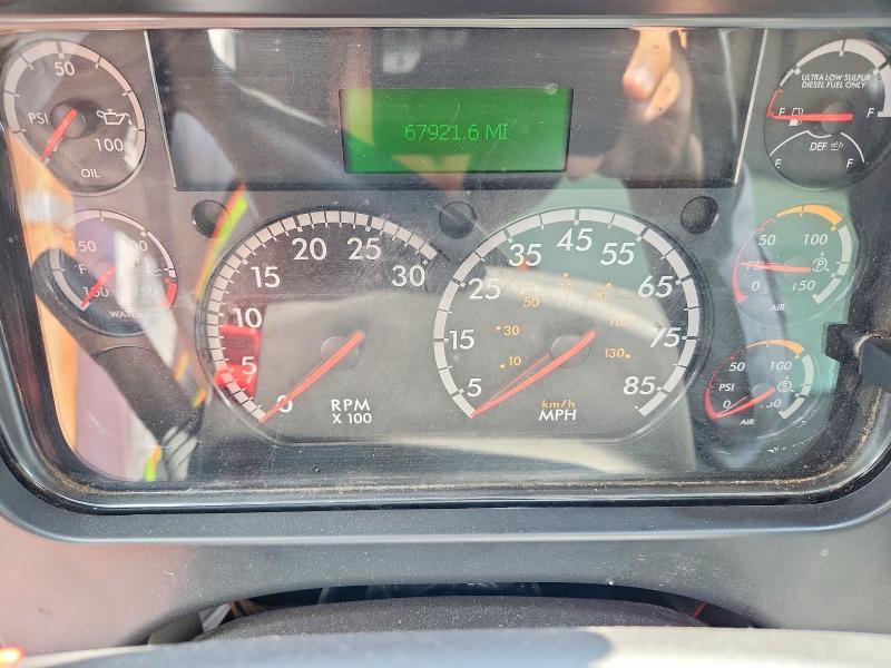 2022 Freightliner Business Class M2 BOX Truck