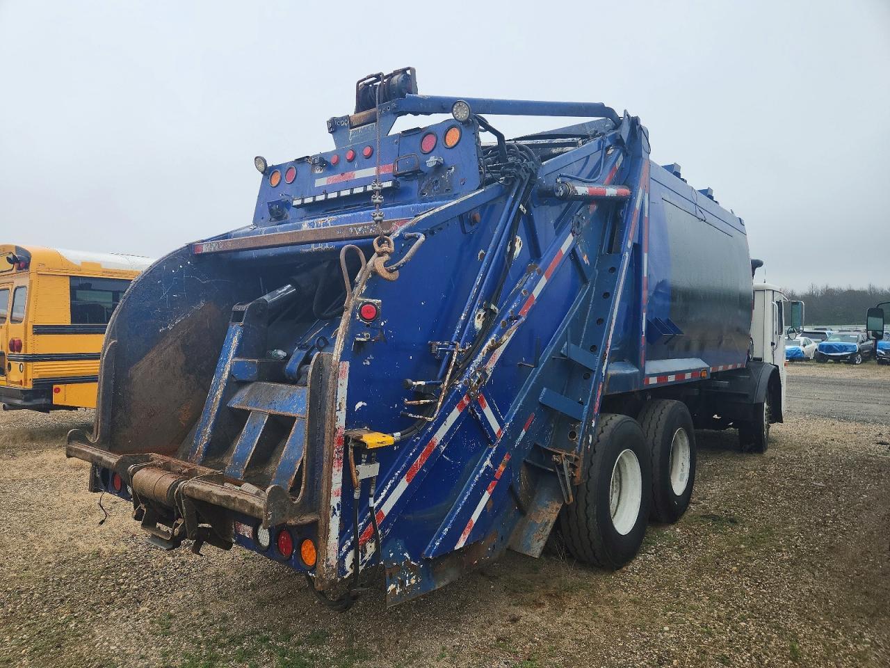 2015 Mack LEU613 Refuse Truck