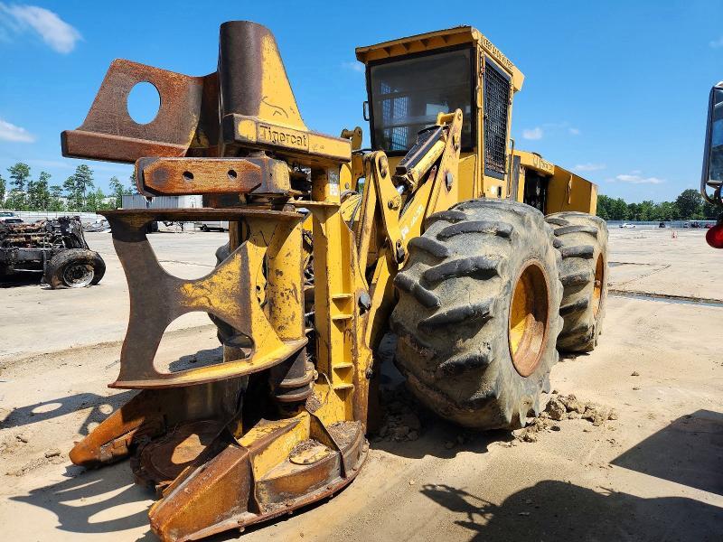 1999 Unknown 1999 Tigercat 726B Feller Buncher