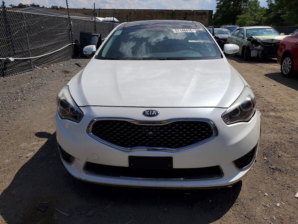 2015 KIA Cadenza Limited
