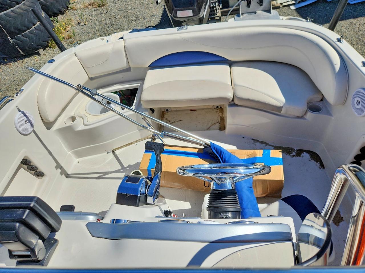 2008 Tahoe Boat-Outboard Engine