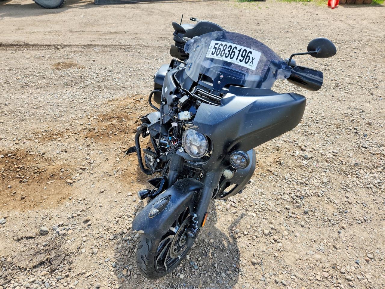 2022 Indian Motorcycle Co. Roadmaster Dark Horse