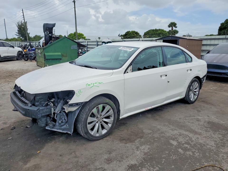 2015 Volkswagen Passat s