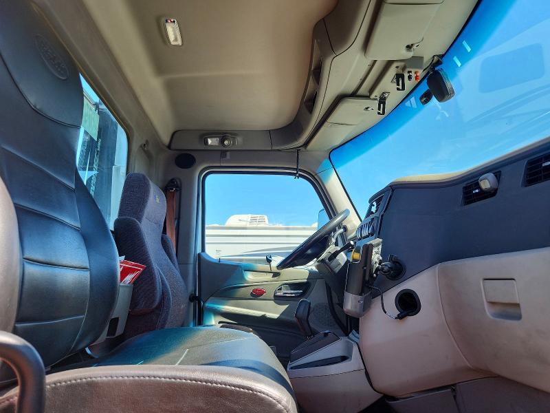 2018 Peterbilt 579 Semi Truck