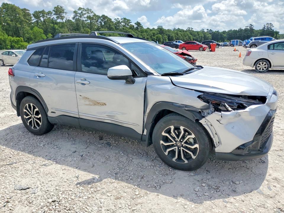 2024 Toyota Corolla Cross Hybrid se
