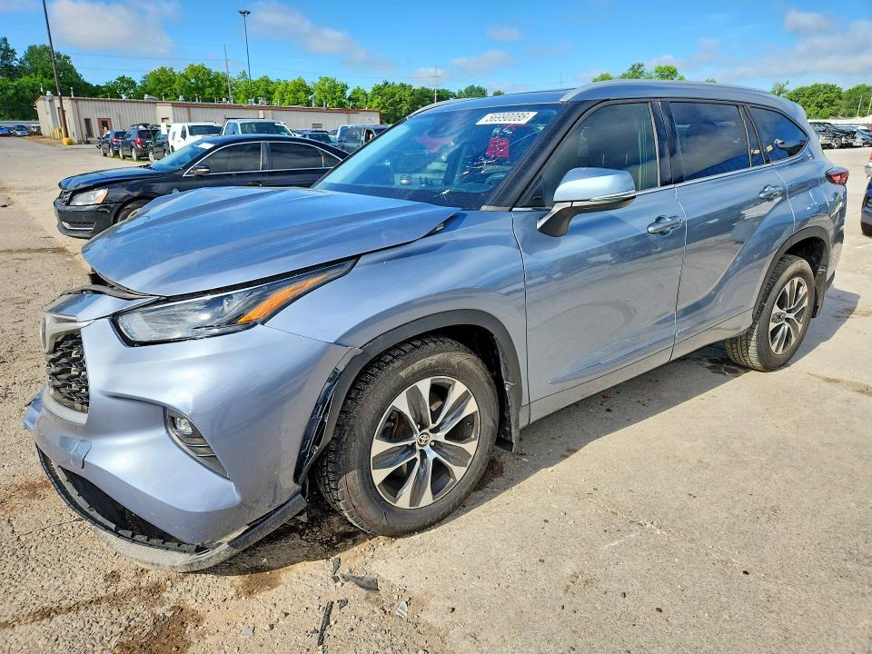 2022 Toyota Highlander xle
