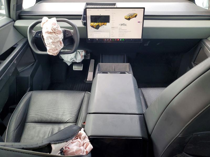 2024 Tesla Cybertruck