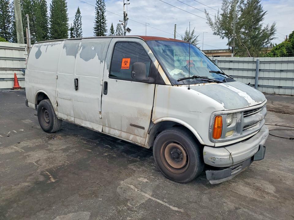 2002 Chevrolet Express G2500