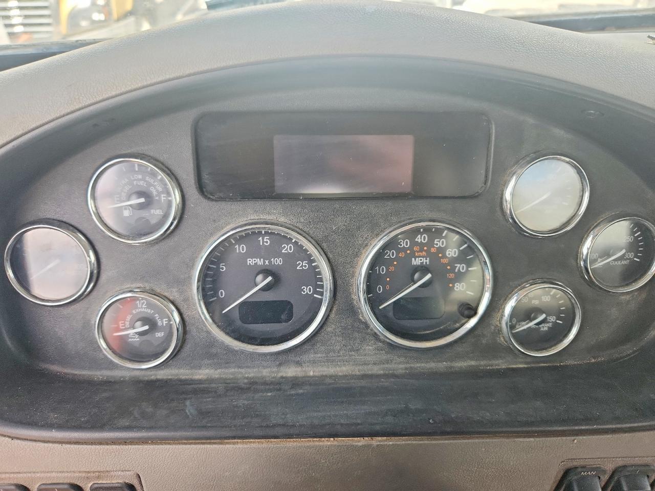 2014 Peterbilt 337