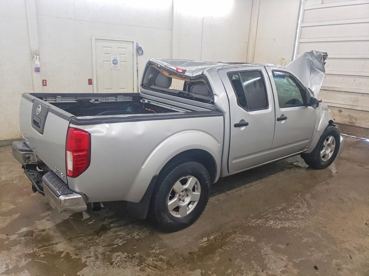 2005 Nissan Frontier SE