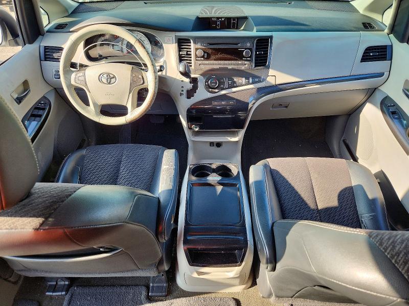 2011 Toyota Sienna Sport