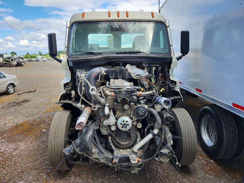 2023 Freightliner Cascadia 126 Truck Cab AND Chassis