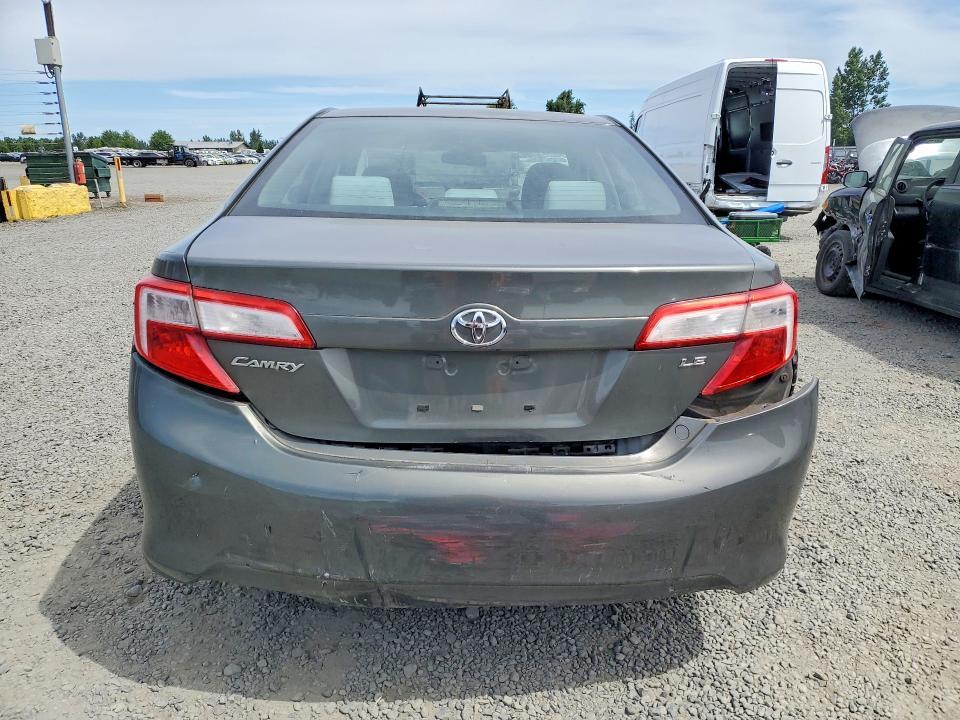 2012 Toyota Camry le