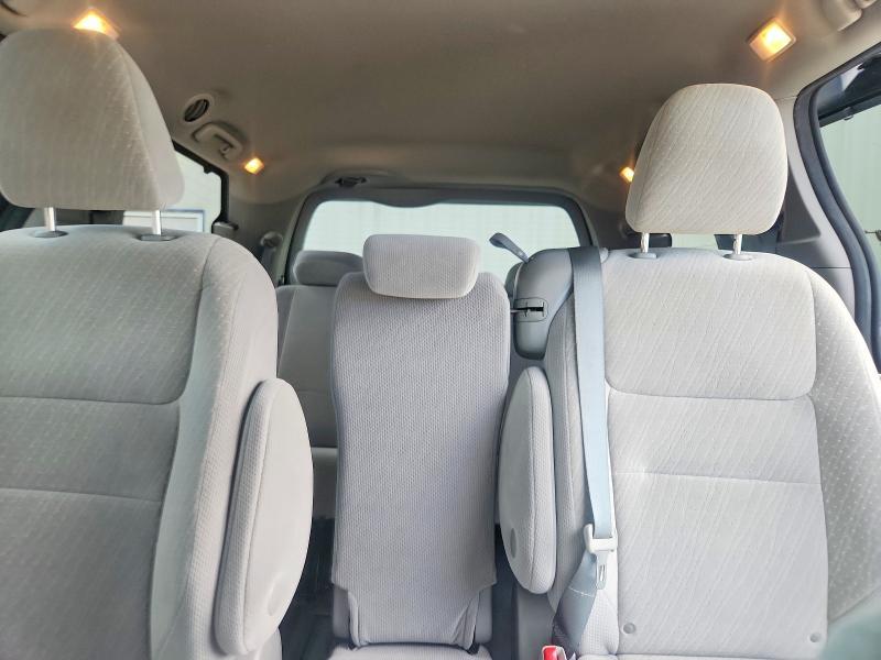2020 Toyota Sienna le