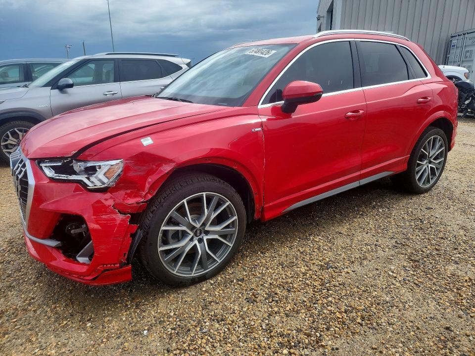 2021 Audi Q3 Technik 45