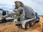 2017 Kenworth Construction T880