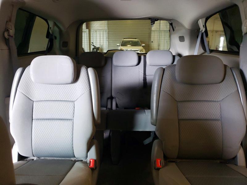 2010 Chrysler Town & Country Touring