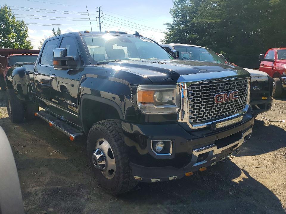 2015 GMC Sierra K3500 Denali