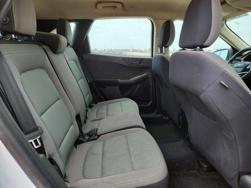 2020 Ford Escape s