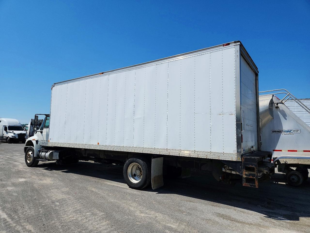 2015 International 4300 BOX Truck