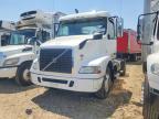 2018 Volvo VNM Semi Truck