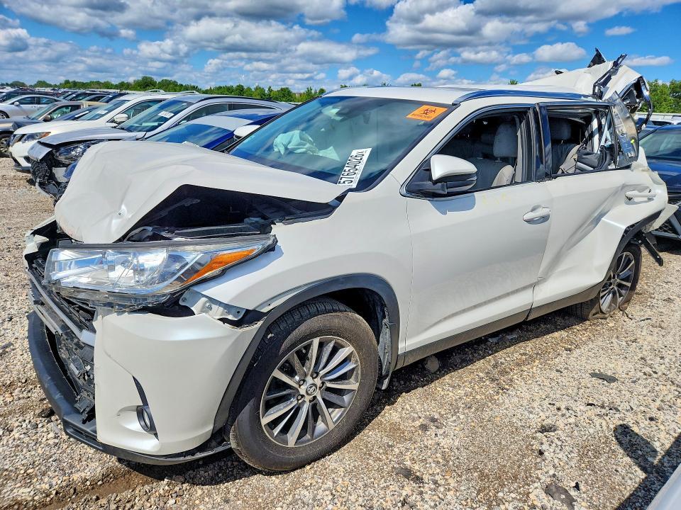 2019 Toyota Highlander xle