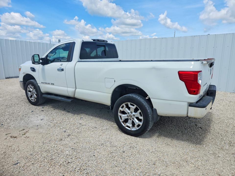 2018 Nissan Titan xd sv