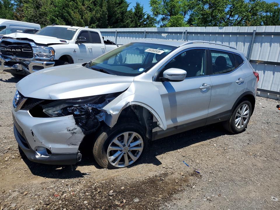 2017 Nissan Rogue Sport sv