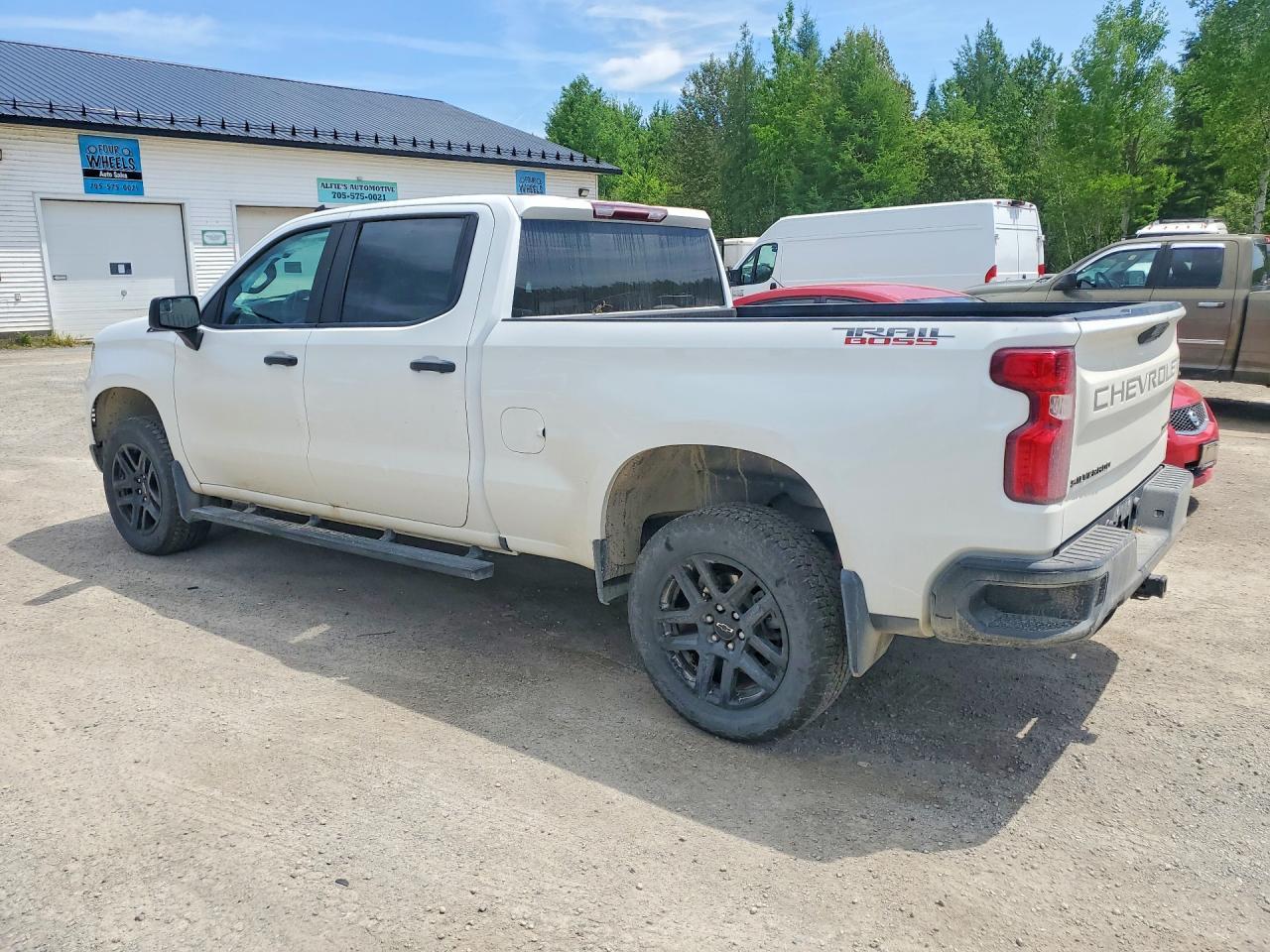 2024 Chevrolet Silverado K1500 Trail Boss Custom