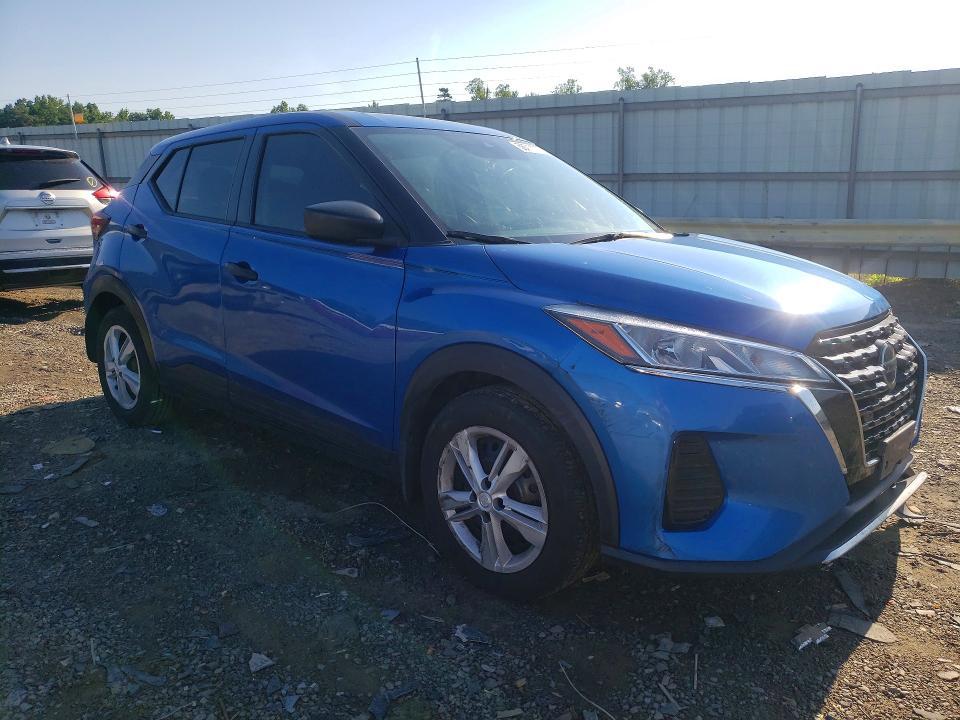 2021 Nissan Kicks s