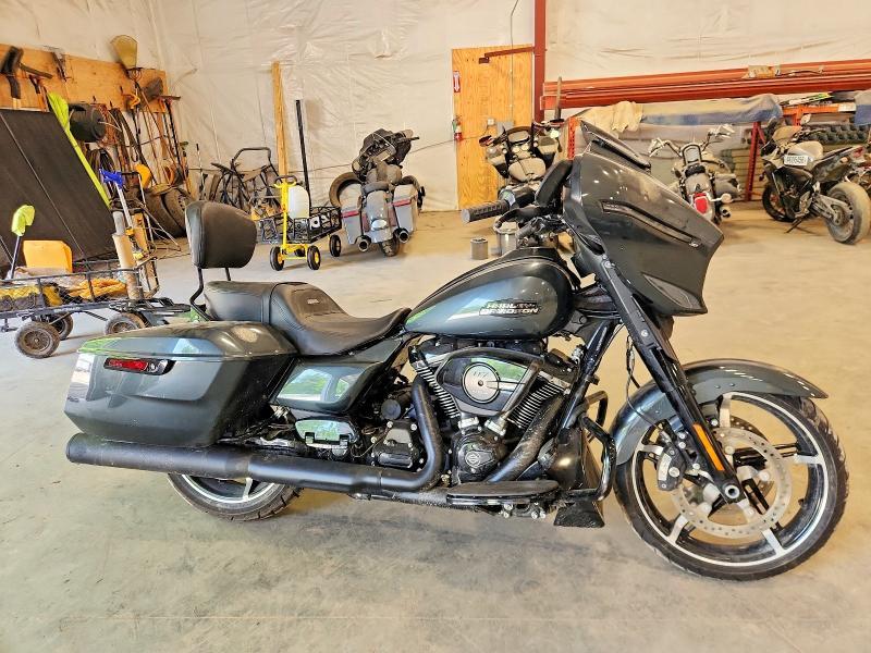 2025 Harley-Davidson Flhx