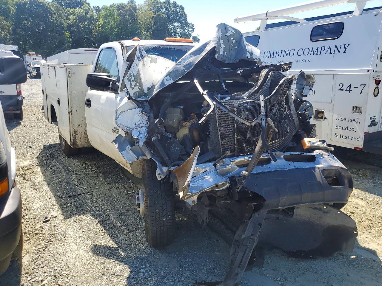 2006 Chevrolet C3500 Silv