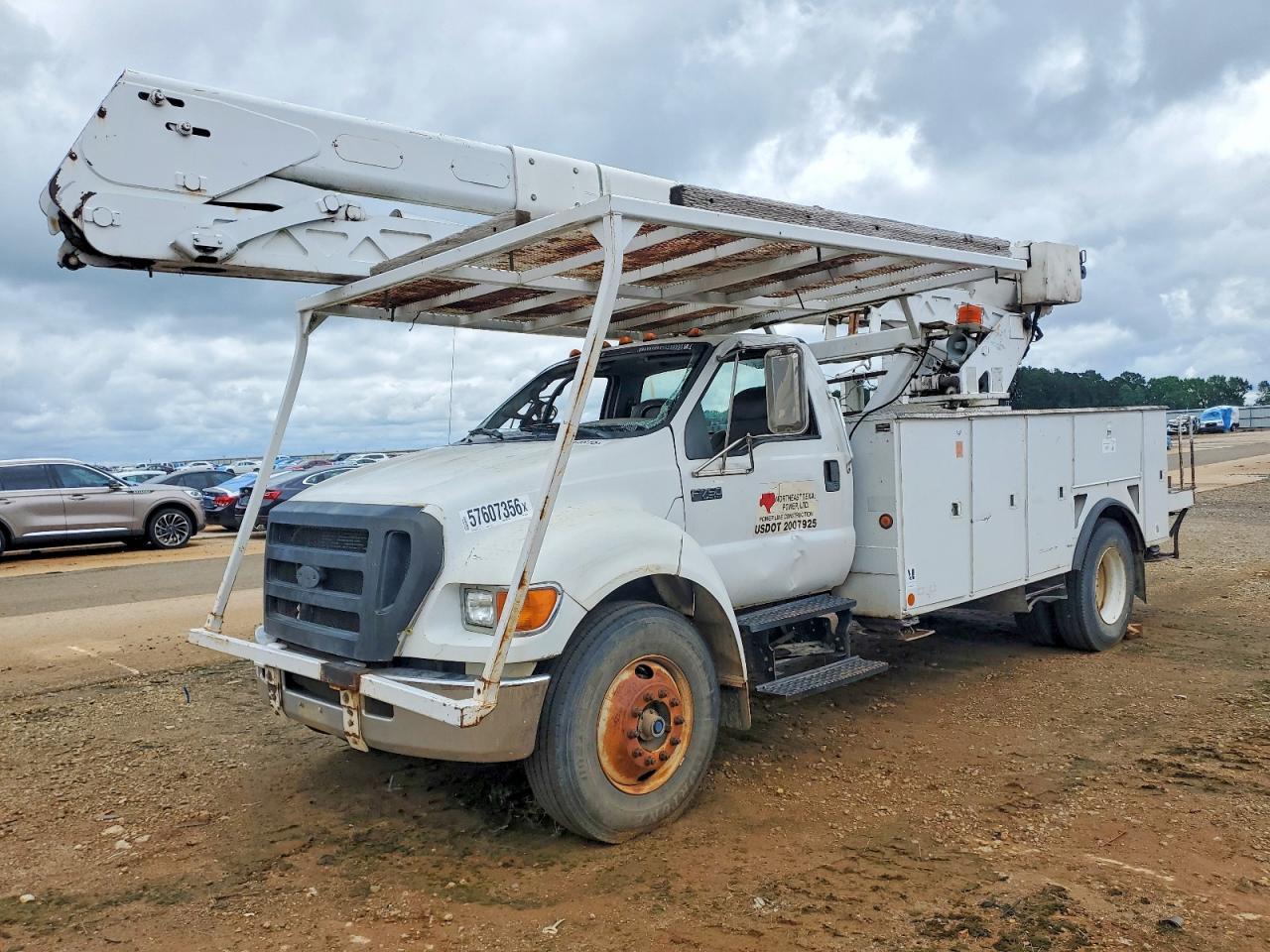 2007 Ford F750 Super Duty Bucket Truck