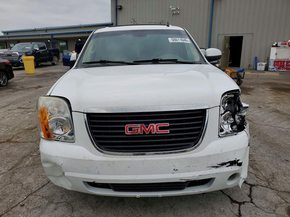 2011 GMC Yukon xl C1500 slt
